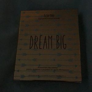 Tarte “Dream Big” eyeshadow palette